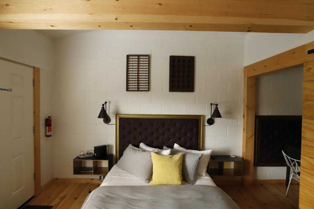 Double Room with Private Bathroom interior